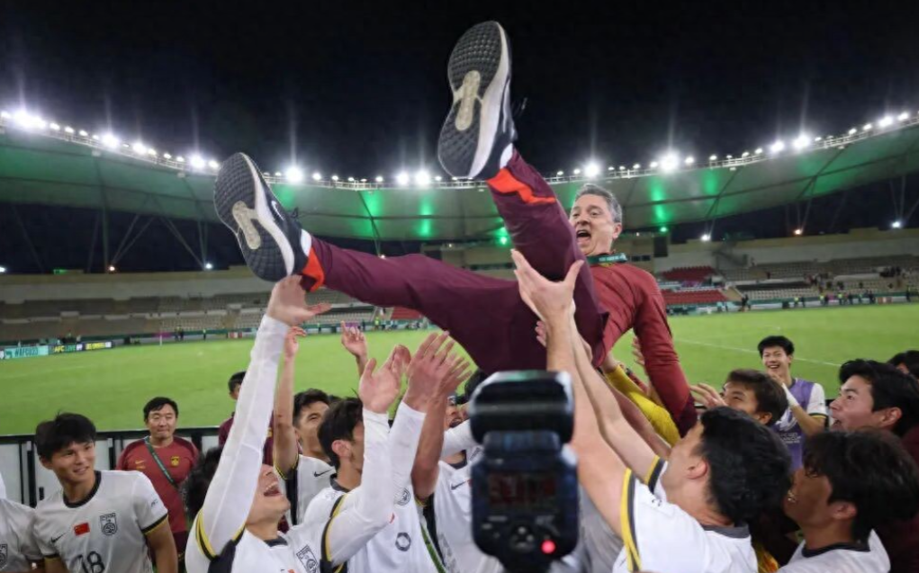 1月21日凌晨，U23亚洲杯半决赛，中国U23男足中国队3:0完胜越南队，获得决