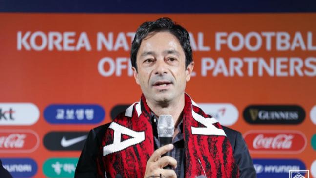 韩足晚报（26.4.7）——"我才是指挥者"！葡籍助教"大嘴"引风波