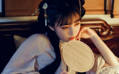 他将未婚妻踩在脚下冷笑：“你夺我神脉那天，就该想到今日结局！”