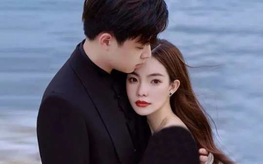 新婚夜，老婆管我要8888过夜费