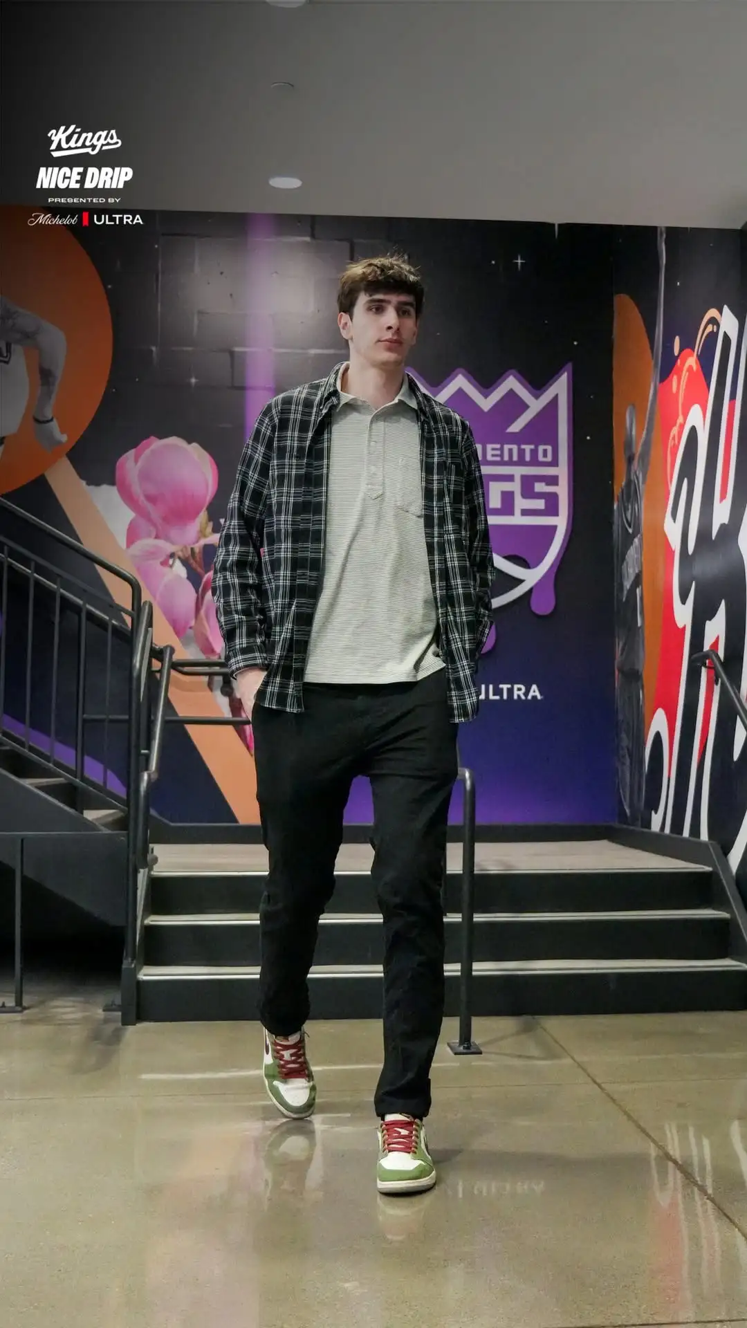 为什么人们对雷诺恶意如此之大？

他才第一年 一位二轮秀 这样的表现很好了 为什