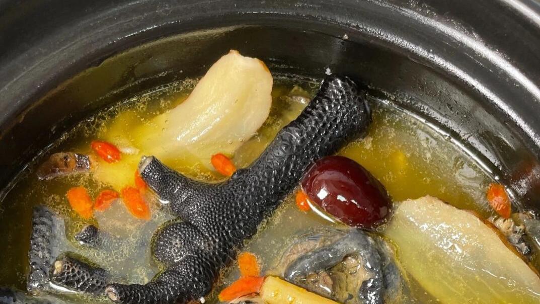 乌鸡汤：一碗暖到心坎里的家常美味！