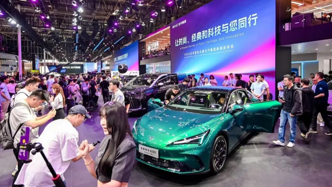 极狐产品布局：下半年推运动型大五座SUV，问道后续车型规划明确