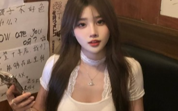 跨年发生踩踏事故，商场高层男友为避嫌不救我，却不知我是他大老板