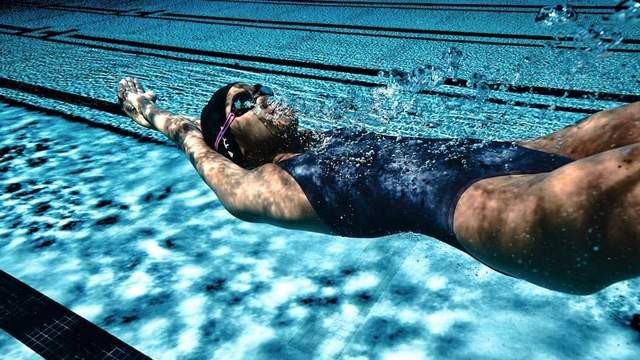 骨传导耳机可以游泳戴? 2026年适合游泳戴的耳机有哪些？