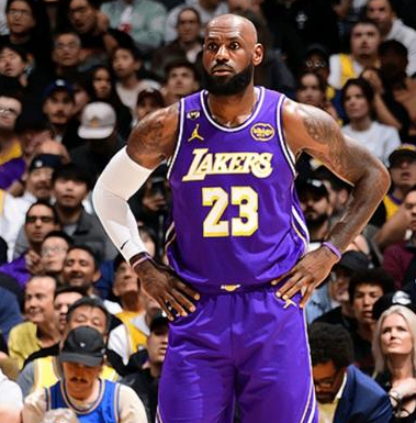 东契奇甩锅詹姆斯绝杀失败！湖人一分惜败魔术。NBA常规赛，湖人主场迎战魔术，这场