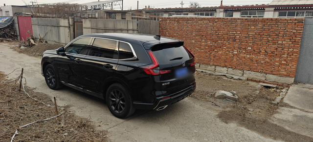 冬天需要热车吗
大家说冬天需要热车吗？我的回答是需要，但无需久等。原地热车30-