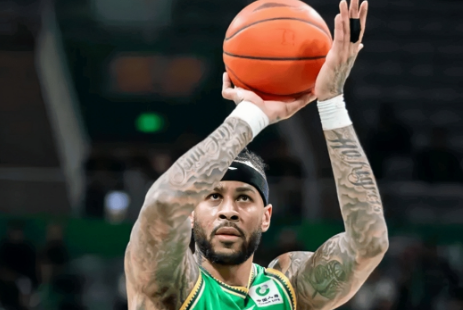 辽宁男篮主教练乌戈透露莫兰德是在带病坚持比赛，辽宁男篮战胜福建男篮的赛后，辽宁男