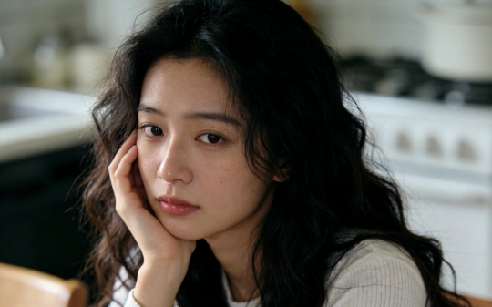 闺蜜让我停止主动试探男友，一周没联系后，我在他电脑里发现了一个用我生日做密码的文件夹，打开后我彻底傻