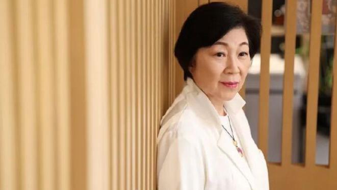 吴浣仪专访：后悔当年任性离开TVB，与黄百鸣合资拍戏亏掉一层楼