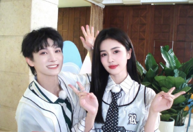 周深的莫离Ost要来啦！！这是和白鹿的六搭了✌️
6月6日0点我将准点守候