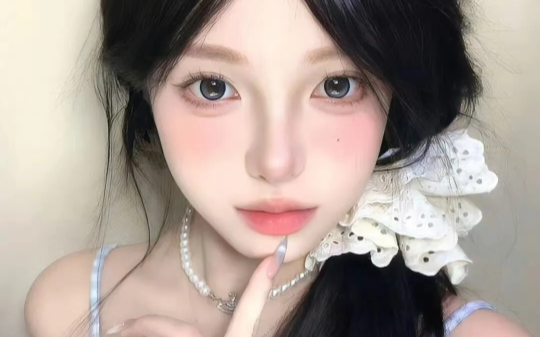 我放假回家，我嫂子要求我交两份钱才能住家里，但她不知道房子是我买的……