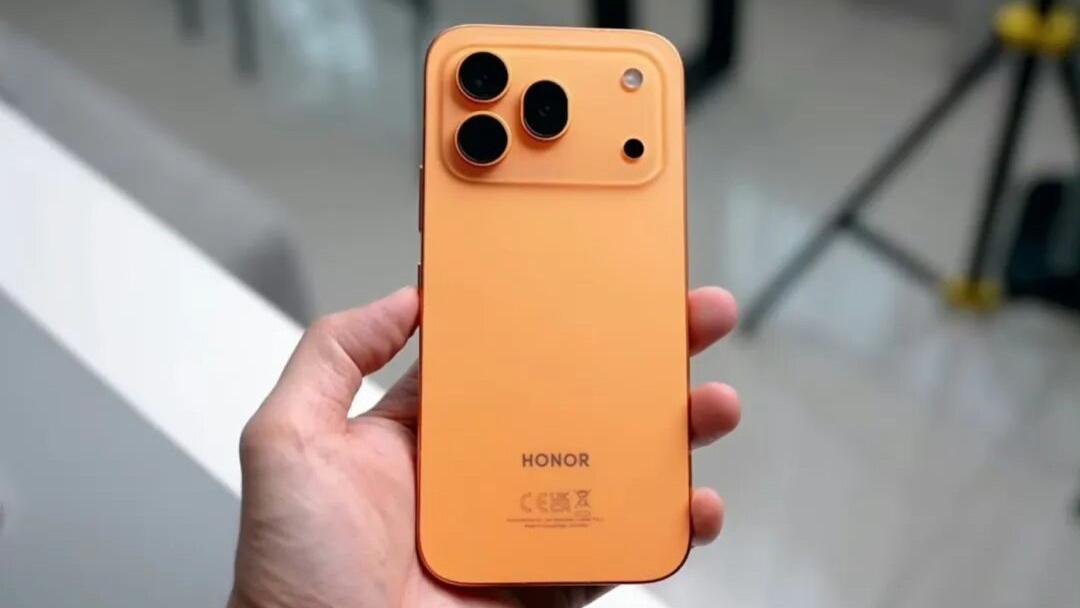 荣耀600 Pro海外版曝光：超大R角+极窄四等边，横向大矩阵Deco！