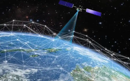 海湾战争是现代战争开山鼻祖，美国只死了30人，而伊拉克42天阵亡2.5万，损失2000亿…