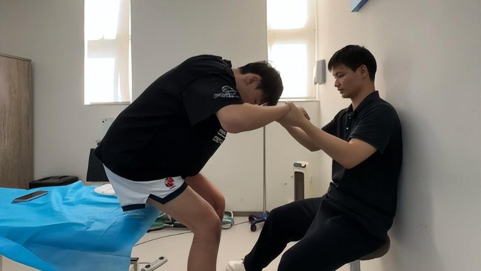 广东新星在广州康复治疗！