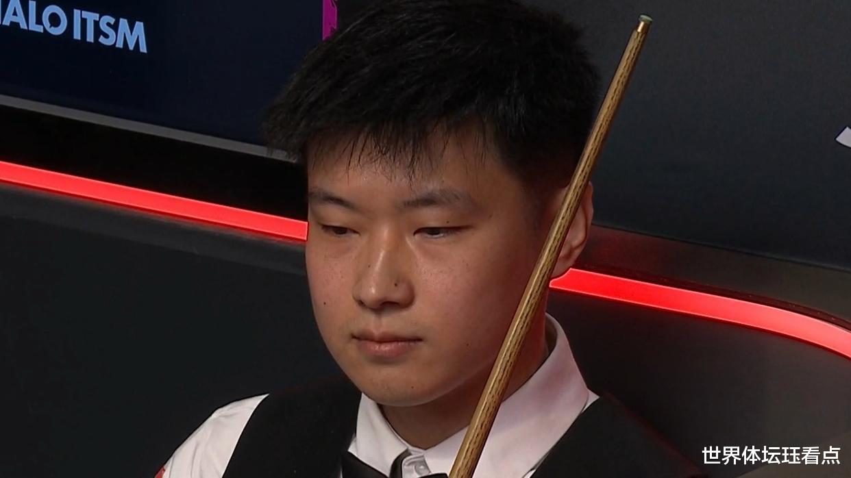 巡回锦标赛：赵心童四连鞭横扫韦克林，旋风狂轰五破百闯进四强！