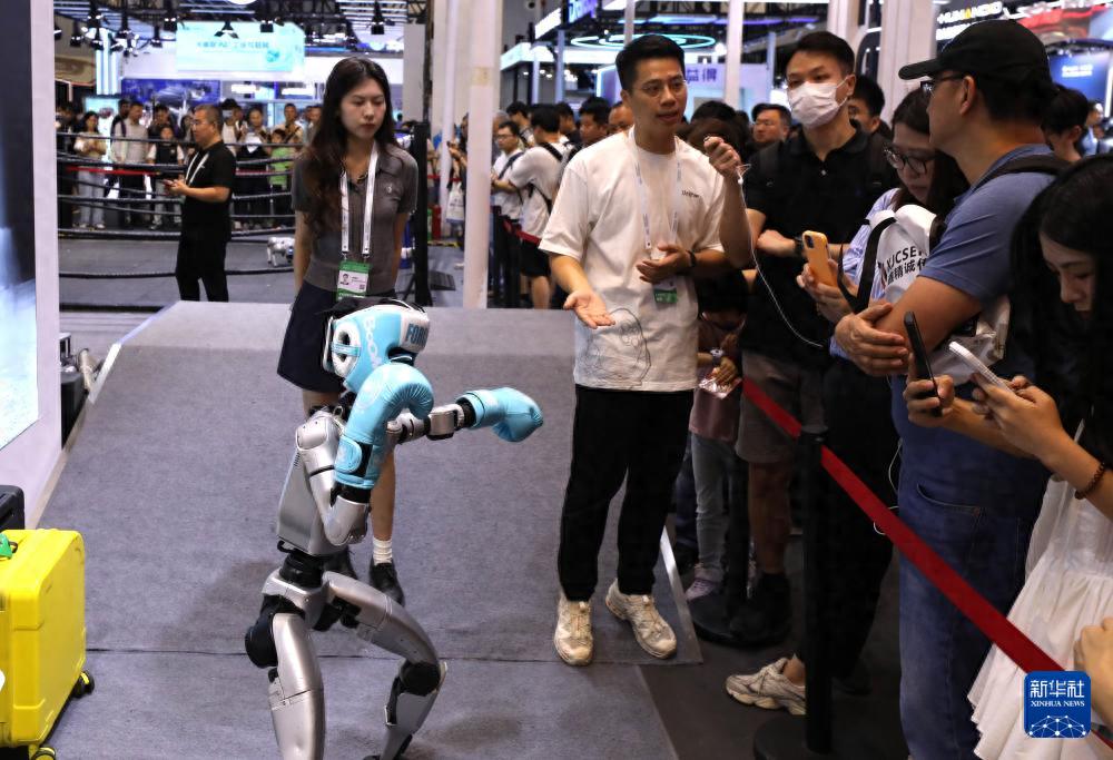 AI关乎国运之争，发展是硬道理