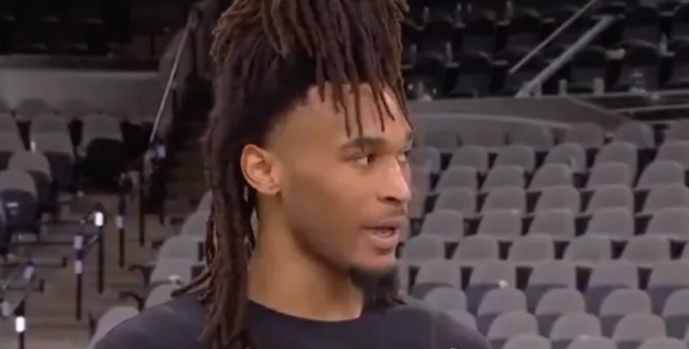 NBA季后赛西部决赛G6赛后，斯蒂芬-卡斯尔在将系列赛拖入抢七后说道：“我们全队