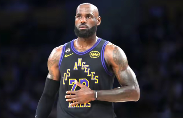 下赛季老詹走了的话，还能找到更好的三当家吗

理性讨论