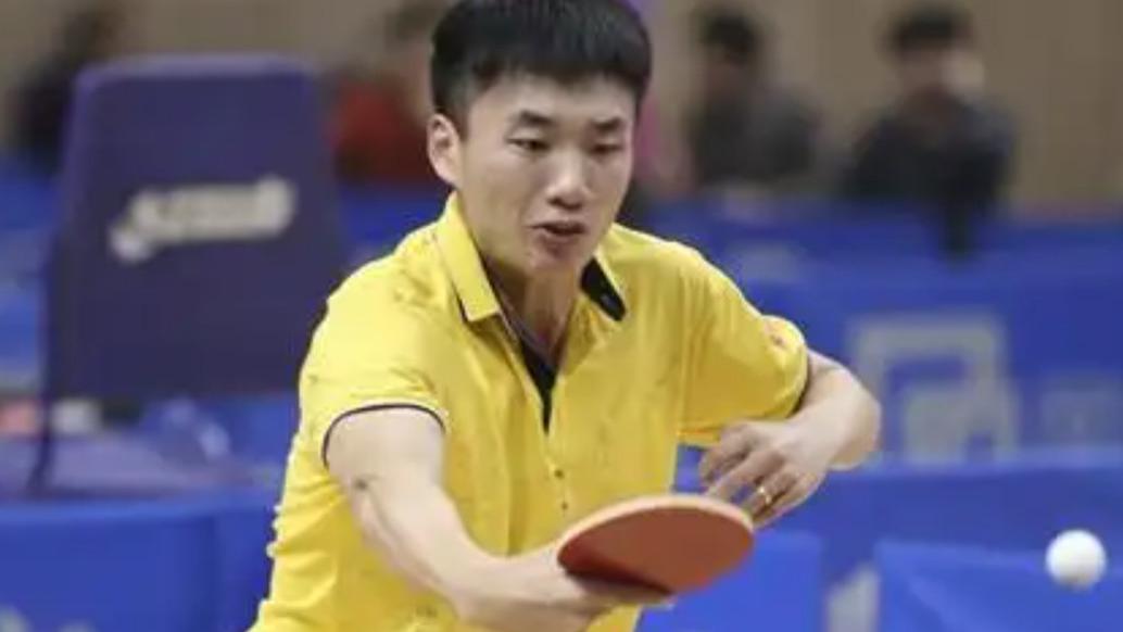 珍贵的中国男乒四位竹马的合影：樊振东帅气周正，孔令轩眼睛很大