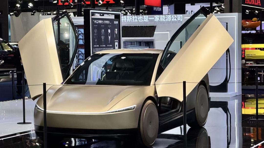 没有方向盘的特斯拉，连充电都要“隔空”赌一把？