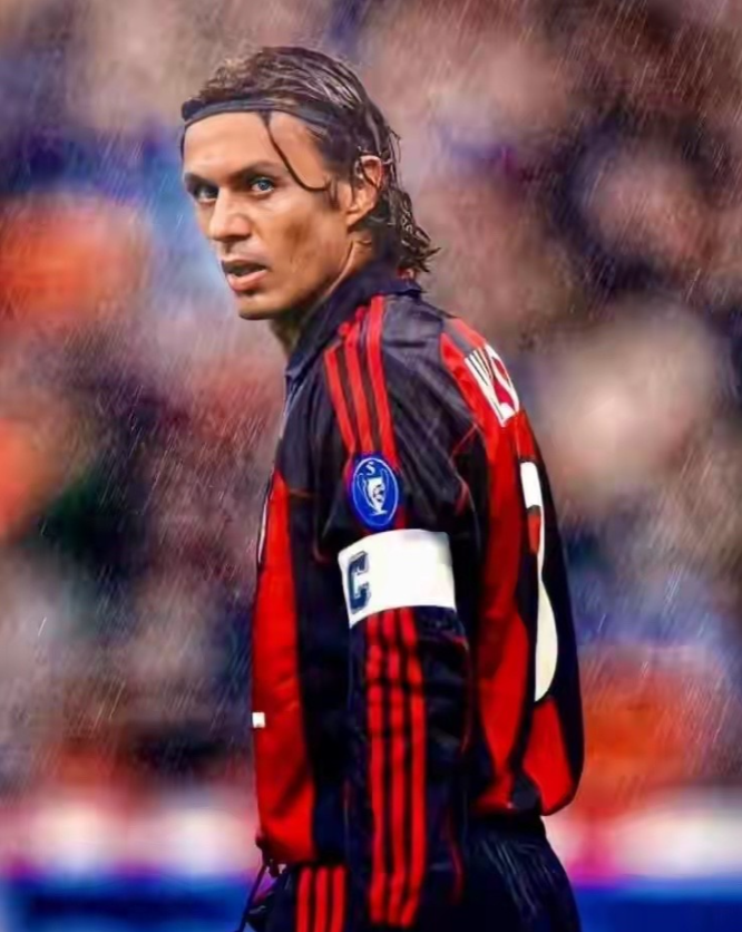 万众期待马尔蒂尼！
意大利连续无缘世界杯、足协主席格拉维纳引咎辞职，舆论将重建希