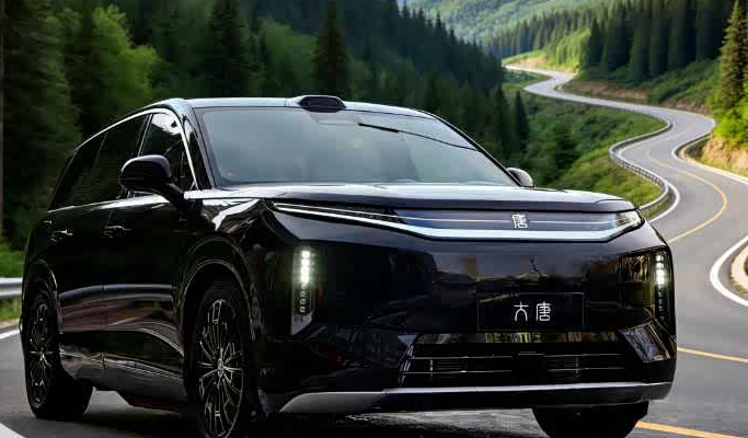 听说大唐也有兆瓦闪充，这次比亚迪要把充电速度卷到新高度
看了曝光的资料，大唐这车