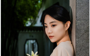 父母倾尽全力供我考大学，可我拿到名校录取通知书，他们却一把撕碎