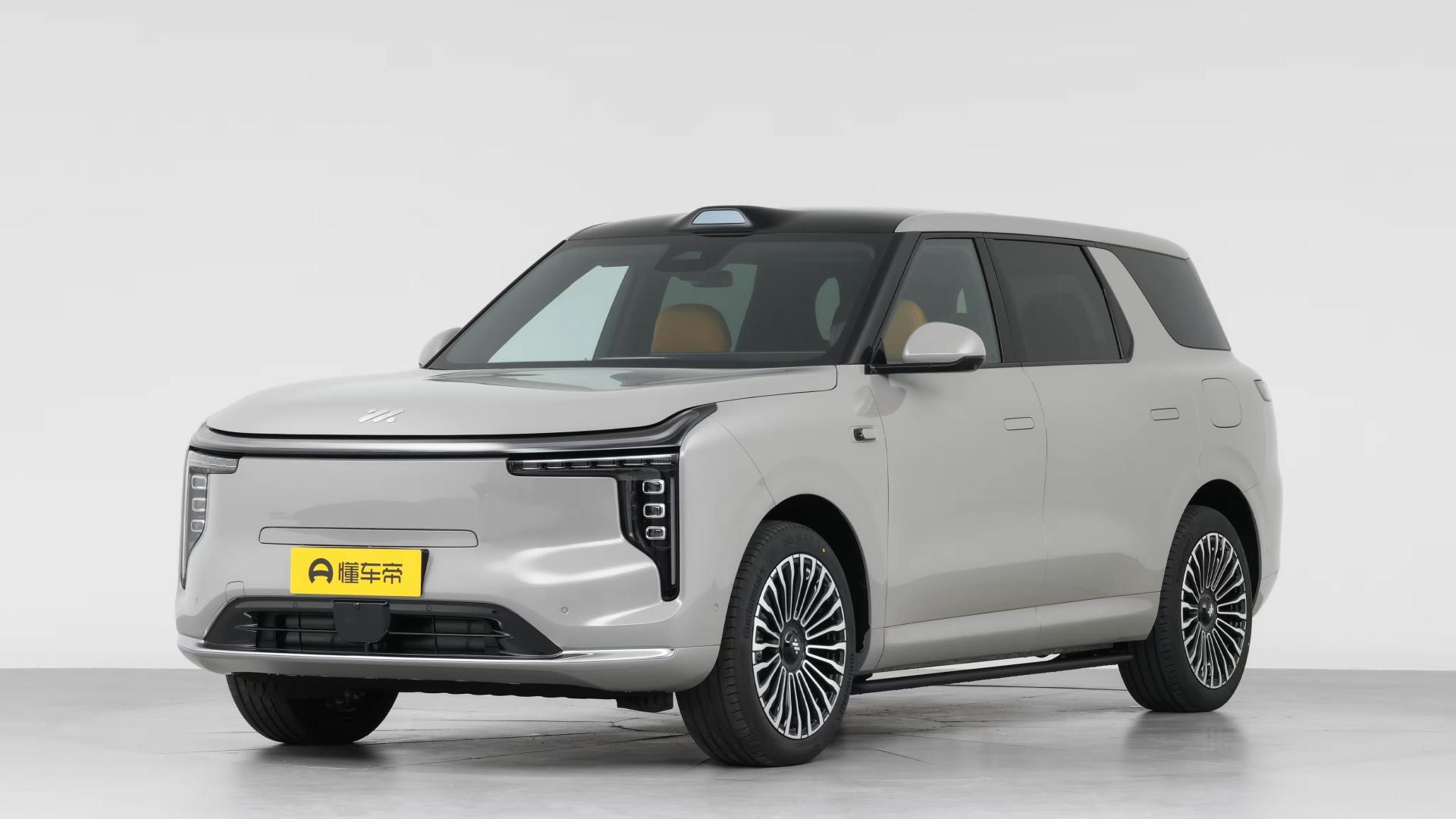 智己LS8 25万级旗舰