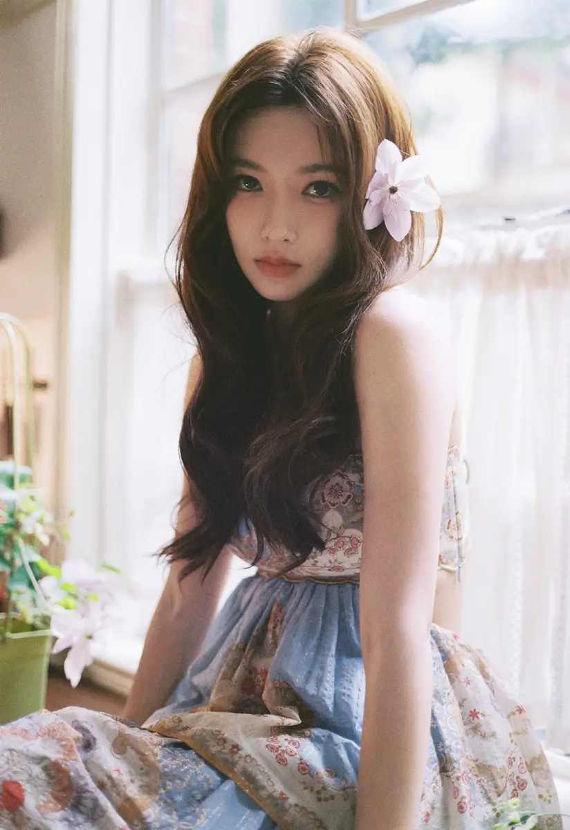 程潇晒春日元气大片！化身氧气感美女清新靓丽