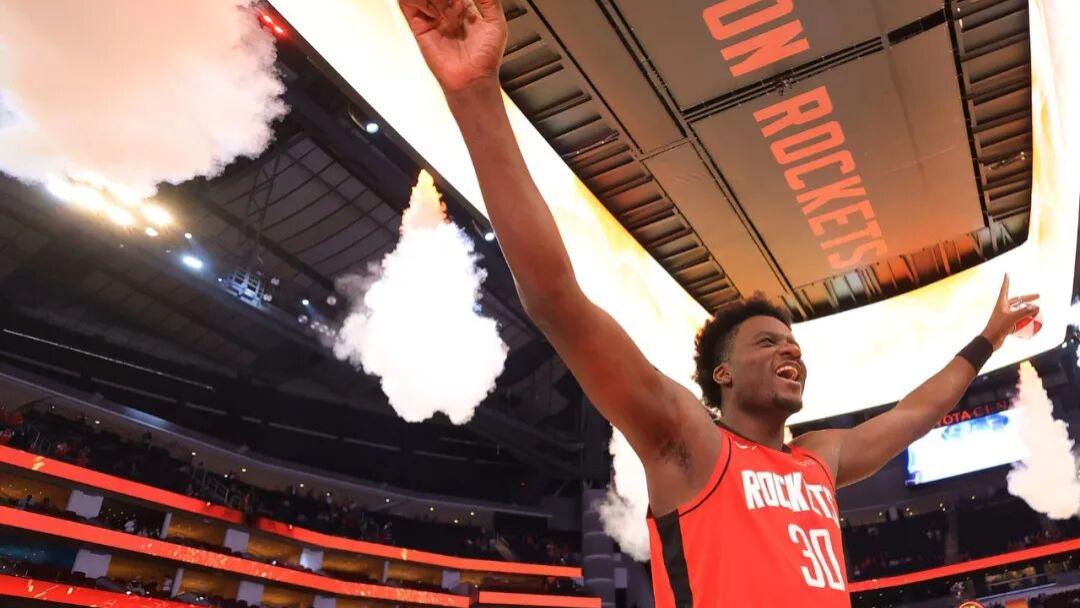 生涯第一记三分！本赛季的卡佩拉，什么水平？