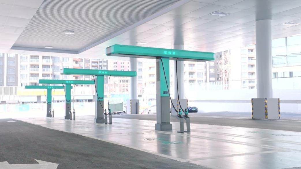 闪充与长寿命兼得，比亚迪第二代刀片电池给出答案！