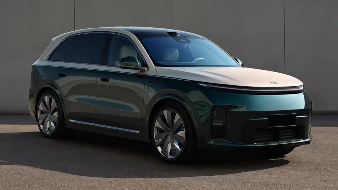 全新理想L8 Livis申报图曝光，定位旗舰五座SUV