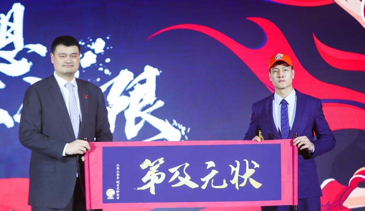 广东试训本土状元中锋，低配版王少杰，符合杜锋一切要求