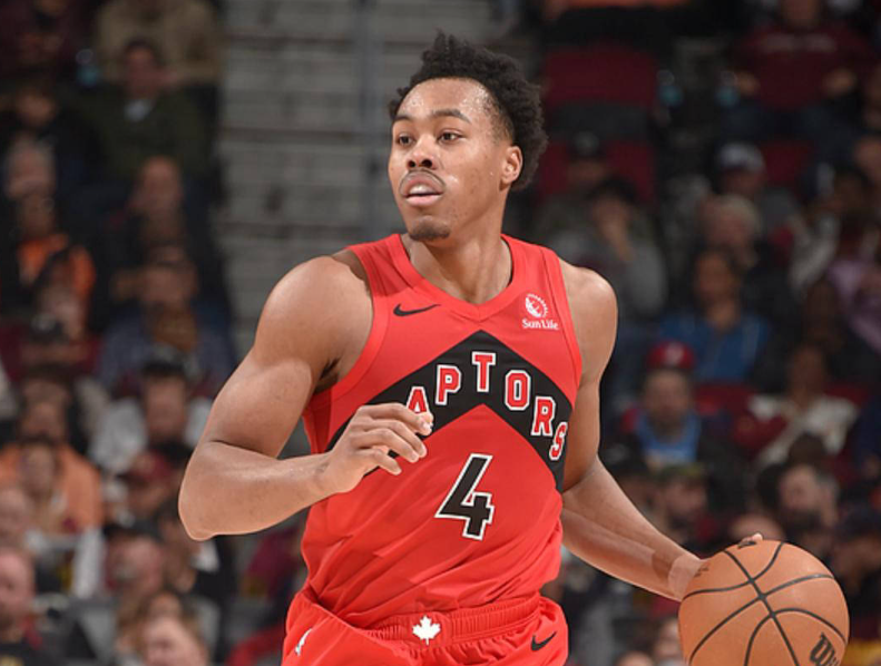 打之前我真想不到巴恩斯能得30+，印象里巴恩斯进攻得个20分差不多了，主要在防守