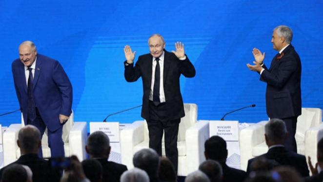 俄议会主席放狠话，下周对乌动用报复性武器，泽连斯基慌了