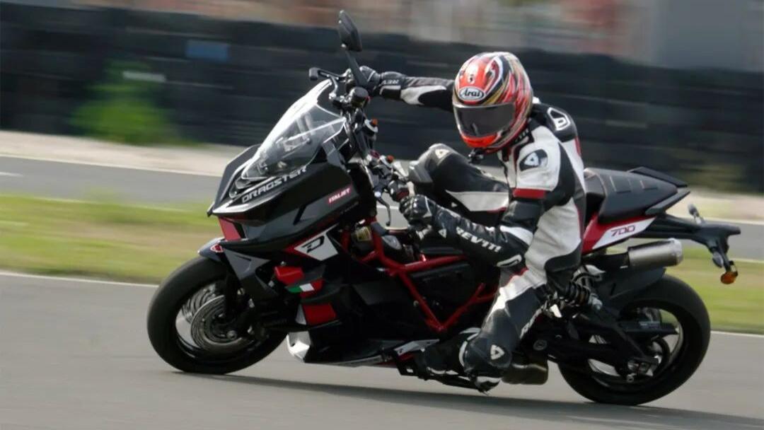 够酷够硬够犀利：Dragster 700Twin试驾报告