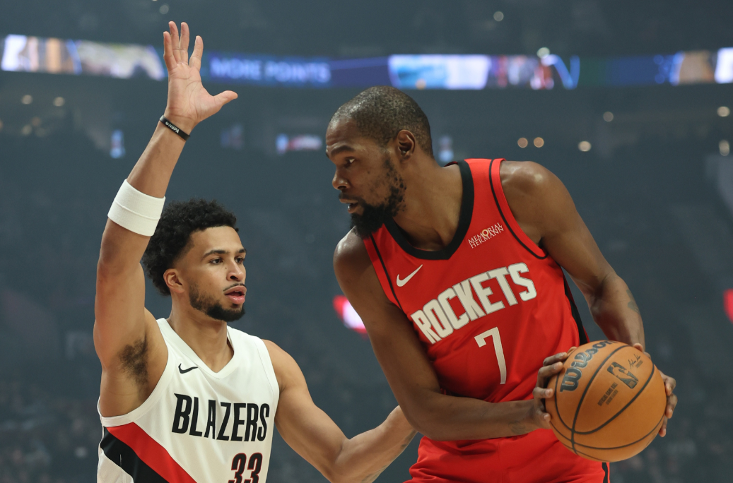 虽说休斯敦火箭队近况不佳，但队内巨星杜兰特即将超越迈克尔·乔丹。根据统计显示，前