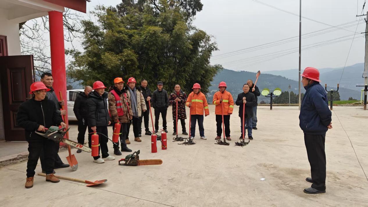 新春走基层·剑阁|开封镇: 四级联防，绷紧春节山林“安全弦”