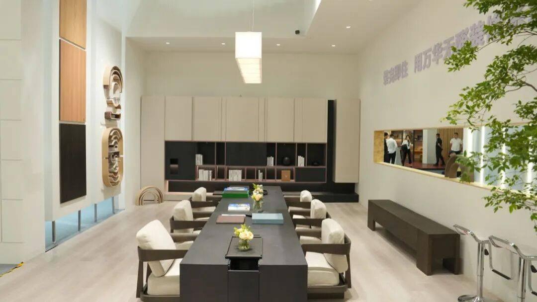 从“无醛板材”到“空间无醛”：万华在广州定制展按下绿色人居加速键