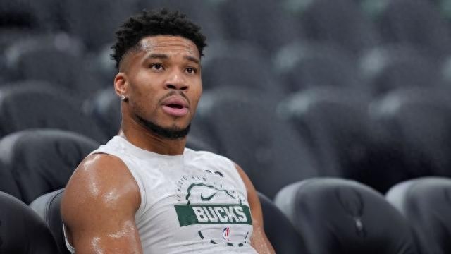 你们觉得字母不会走，但我觉得真的未必啊

截止日前字母如果能跟霍斯特保证不会走 