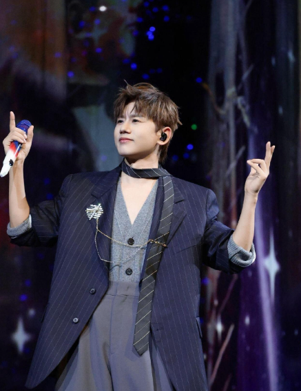 说实话，以前对张杰没什么好感
但是昨天晚上之后，他真的是让我刮目相看。
刘诗诗这