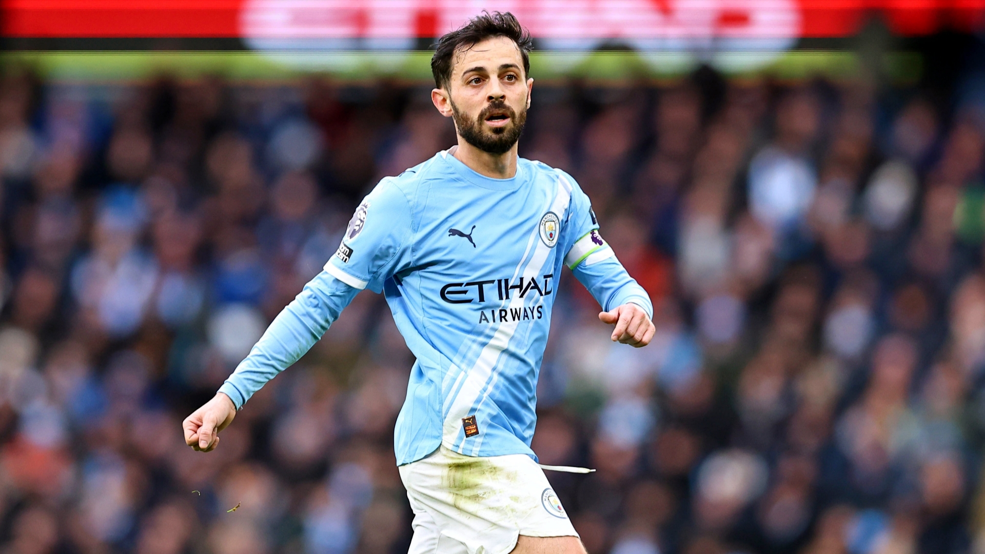 B席暂不考虑回本菲卡效力，他仍渴望去比葡超更强的联赛效力。
目前来看，尤文图斯和