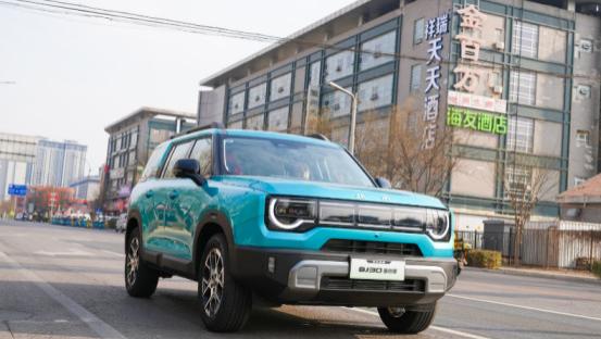 这台10万级轻越野，或许真懂年轻人的精打细算