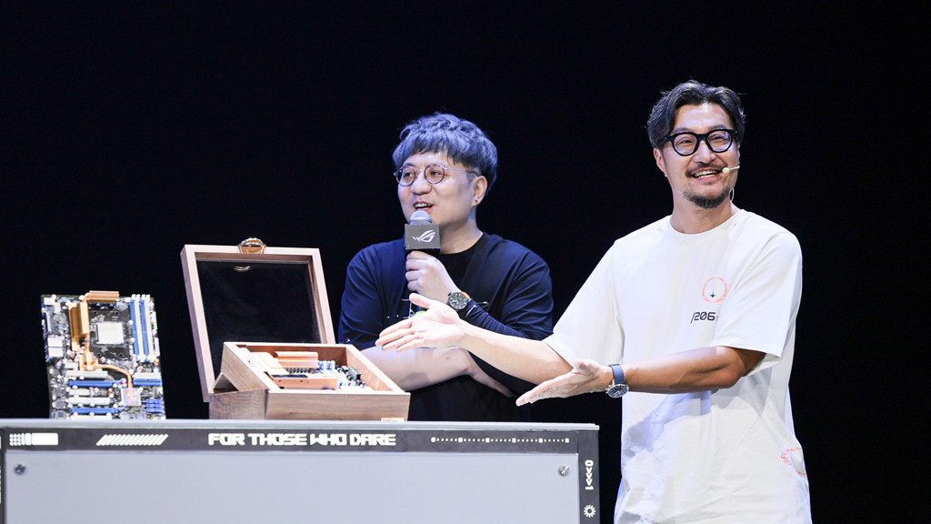 经典永不消失！闪耀ROG DAY！ROG CROSSHAIR 2006复刻版主板上市！