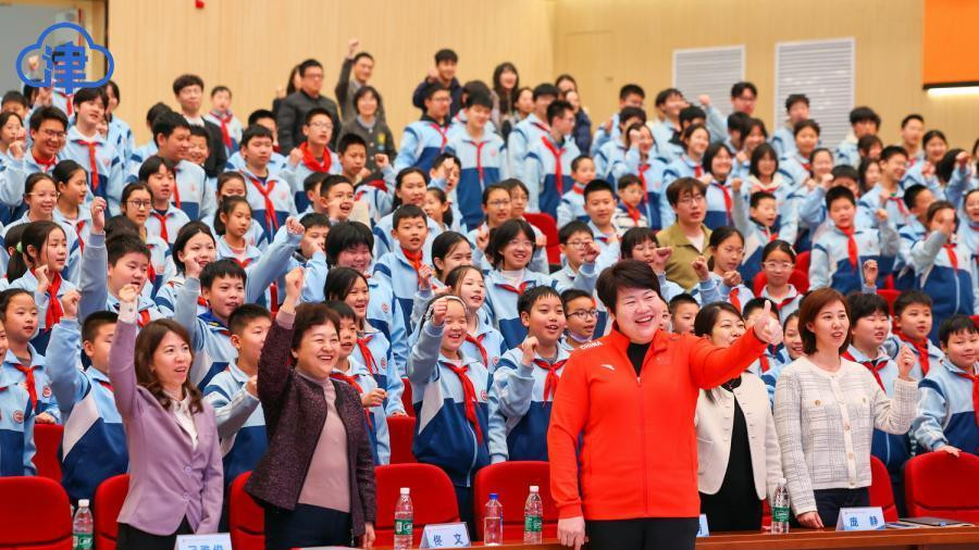 重磅！奥运冠军现身高新区，这所学校学生太幸福了