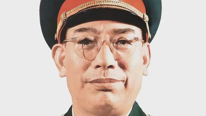 “装甲兵之父”许光达