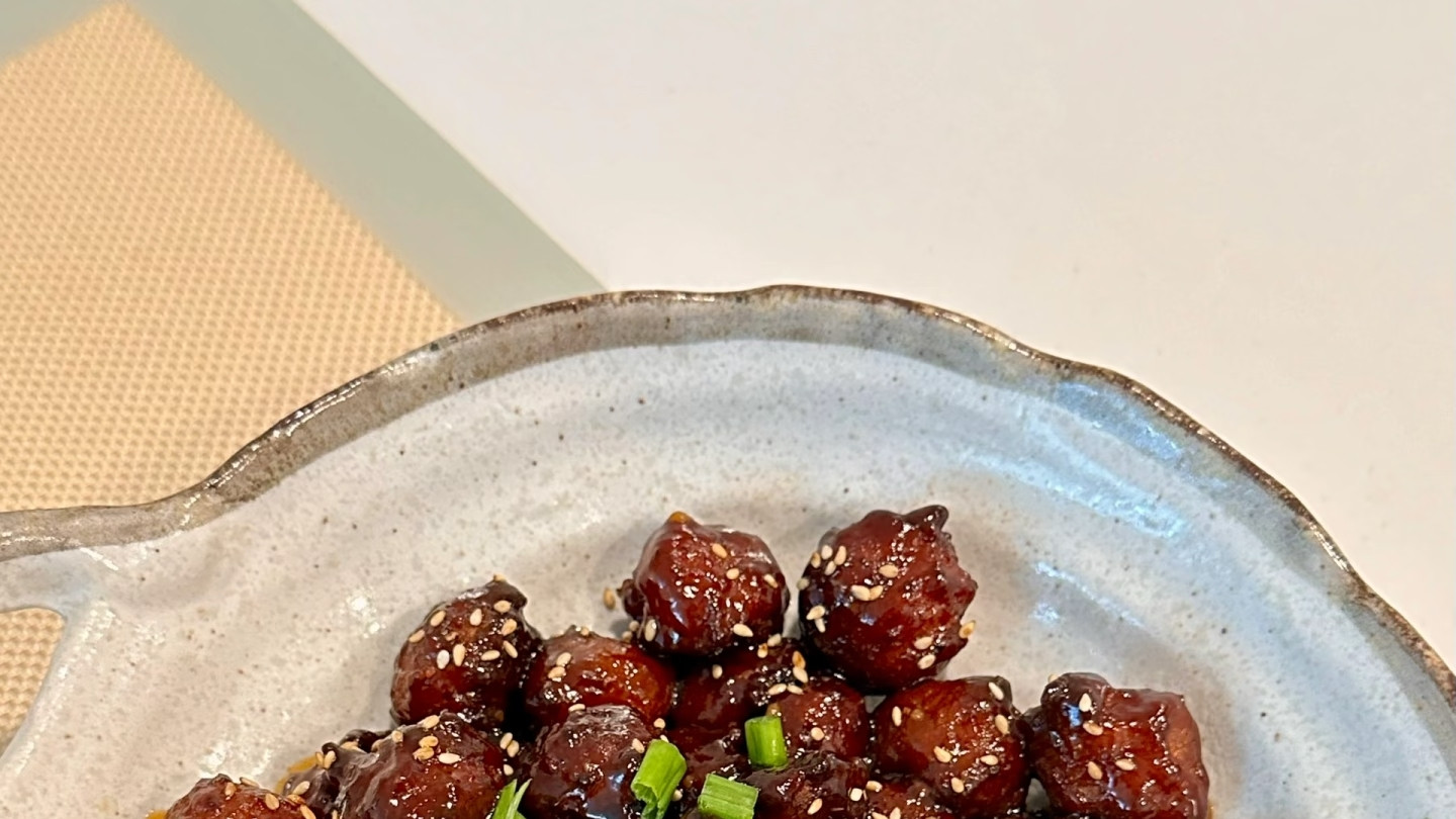 老太原糖醋丸子，酸酸甜甜，老人小孩都爱吃。