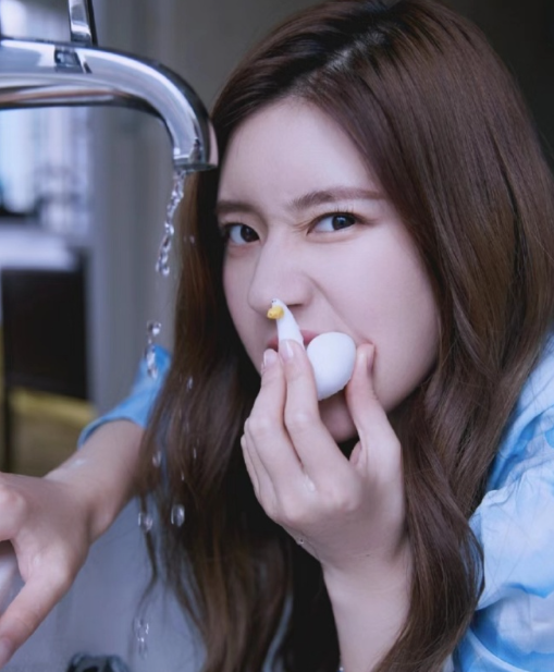 你是我手中永不枯萎的鲜花