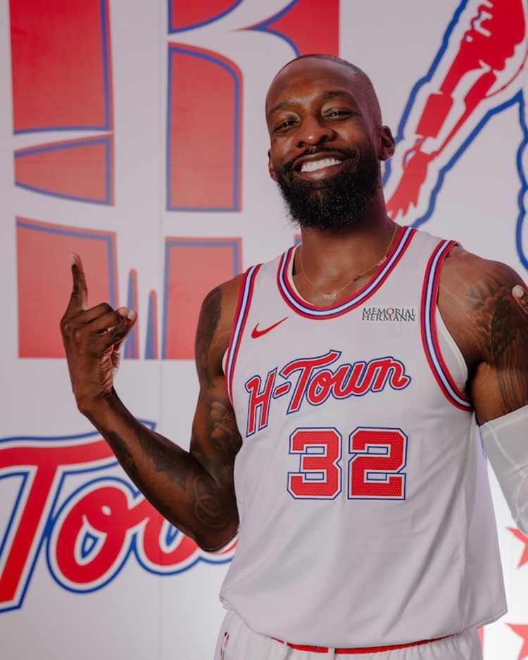 著名的体育媒体ESPN预测下一场火箭队和灰熊队的常规赛，这也是两支球队常规赛的最